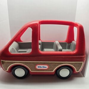 Vintage Little Tikes Dollhouse Size Red Mini Van Family Wagon Car Doll House
